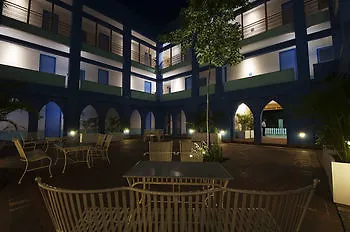 Bloom Boutique L Signature Towers Gurgaon Hotel