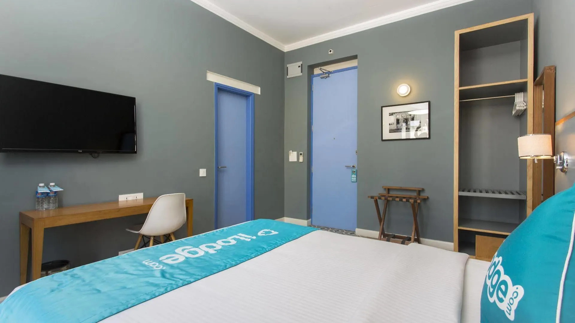 Hotel Bloom Boutique L Signature Towers Gurgaon